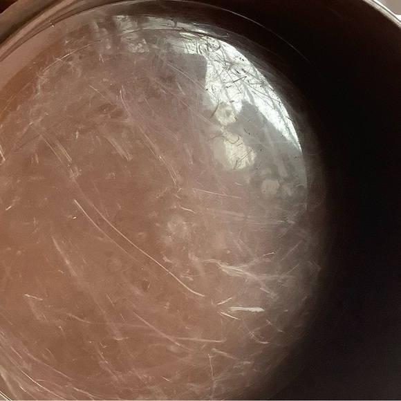 4 round vintage 8 cup tupperware canisters with snap on starburst lids. 1204 - Picture 4 of 5